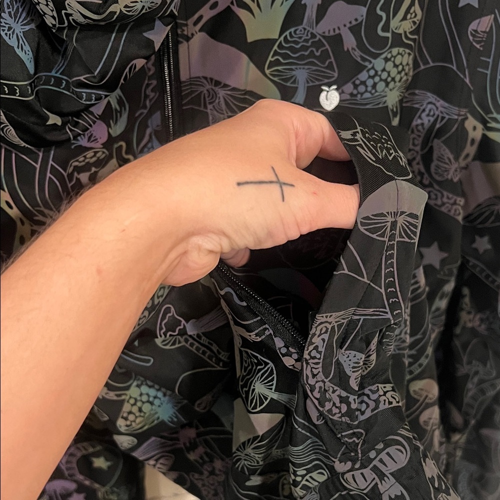 Reflective Mushroom Patterned Jacket and Pants Set - Picture 5 of 7